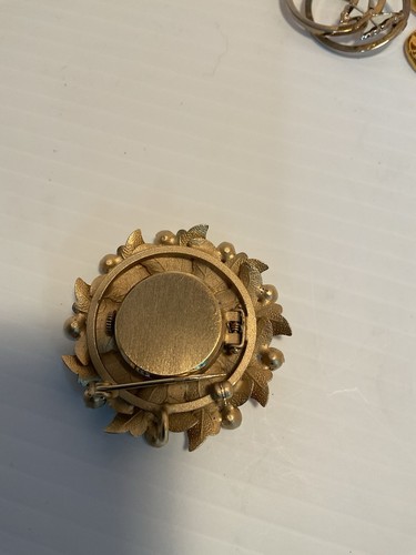 Lot Of 16 VTG Brooch Bar Pin Jewelry - Costume Medallion Fashion Lapel Pin Watch - Picture 13 of 13