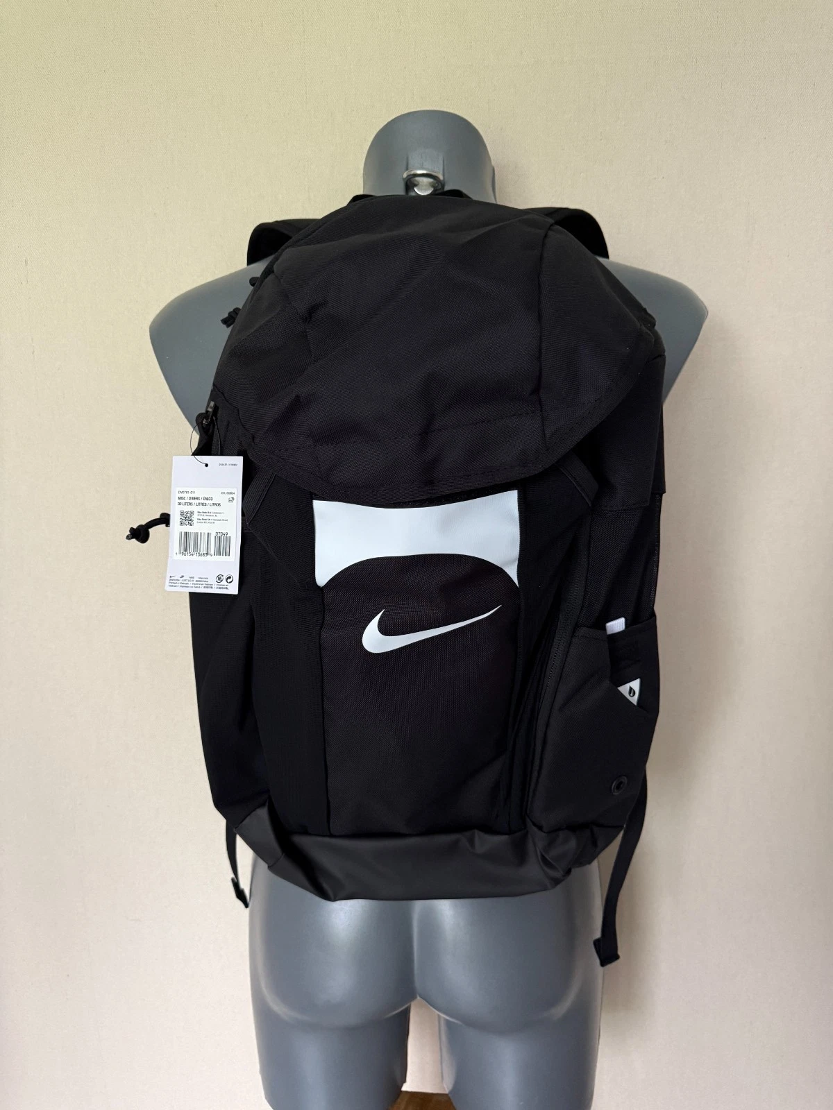 Nike Academy Storm-Fit Team Backpack Rucksack Gym Sports - Black NEW DV0761