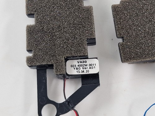 Lautsprecher Paar links und rechts Acer Aspire V3-371 023.4002W.0011 - Bild 8 von 8