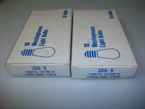2 VINTAGE NOS BOXES 0F 10 EA. WESTINGHOUSE 3S6-5 CANDELABRA 3 WATT 120 V. BULBS - Picture 1 of 4