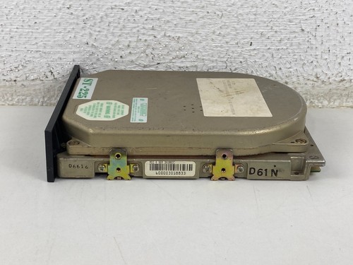 Vintage IBM XT Seagate ST-225 Hard Disk Drive - Picture 10 of 15