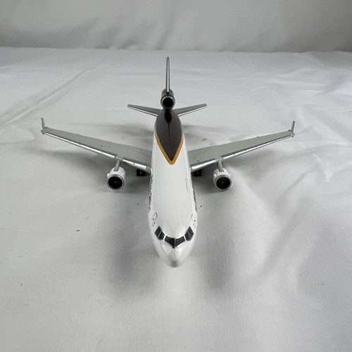 Gemini Jets 1:400 UPS MD-11 McDonnell Douglas N276UP GJUPS379G - Picture 8 of 13