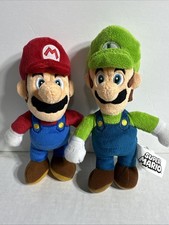 Super Mario  Luigi Plush 8  2023 Nintendo Jakks Pacific Authentic Lot Of 2
