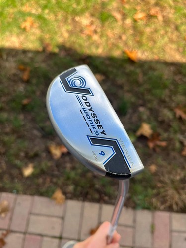 Odyssey Works Versa 9 Putter 34,5′′ SCHÖN