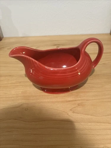 Fiesta Fiestaware Red 18 1/2 oz Gravy Sauceboat Gravy Server Boat HLC
