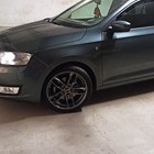 Foto 7 di 9