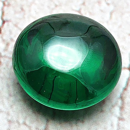 Leklai Naga Eye Crystal Gem Healing Round Button Emerald Green Thai Amulet 16570 - Picture 2 of 7