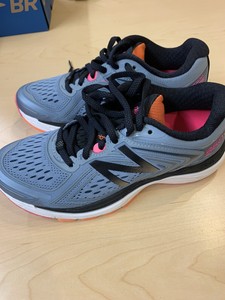 new balance women 860v8