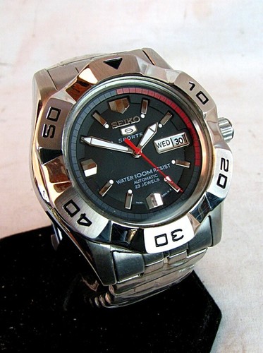 SEIKO 5 DIVE WATCH 100M 7S36-02L0 23J AUTOMATIC BEAUTIFUL CONDITION - Picture 1 of 8