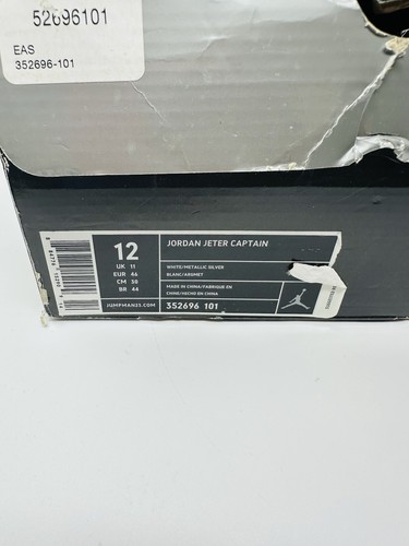 Jordan Jeter Captain White Metallic Silver-Size US 12 (2009) - Picture 4 of 10