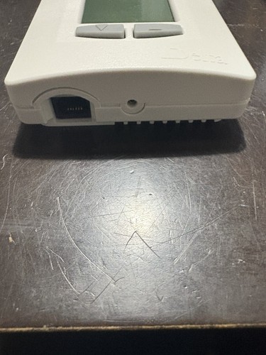 Delta Control DNS-24L INT Thermostat Network Sensor 24VDC 1.5VA - Picture 3 of 10