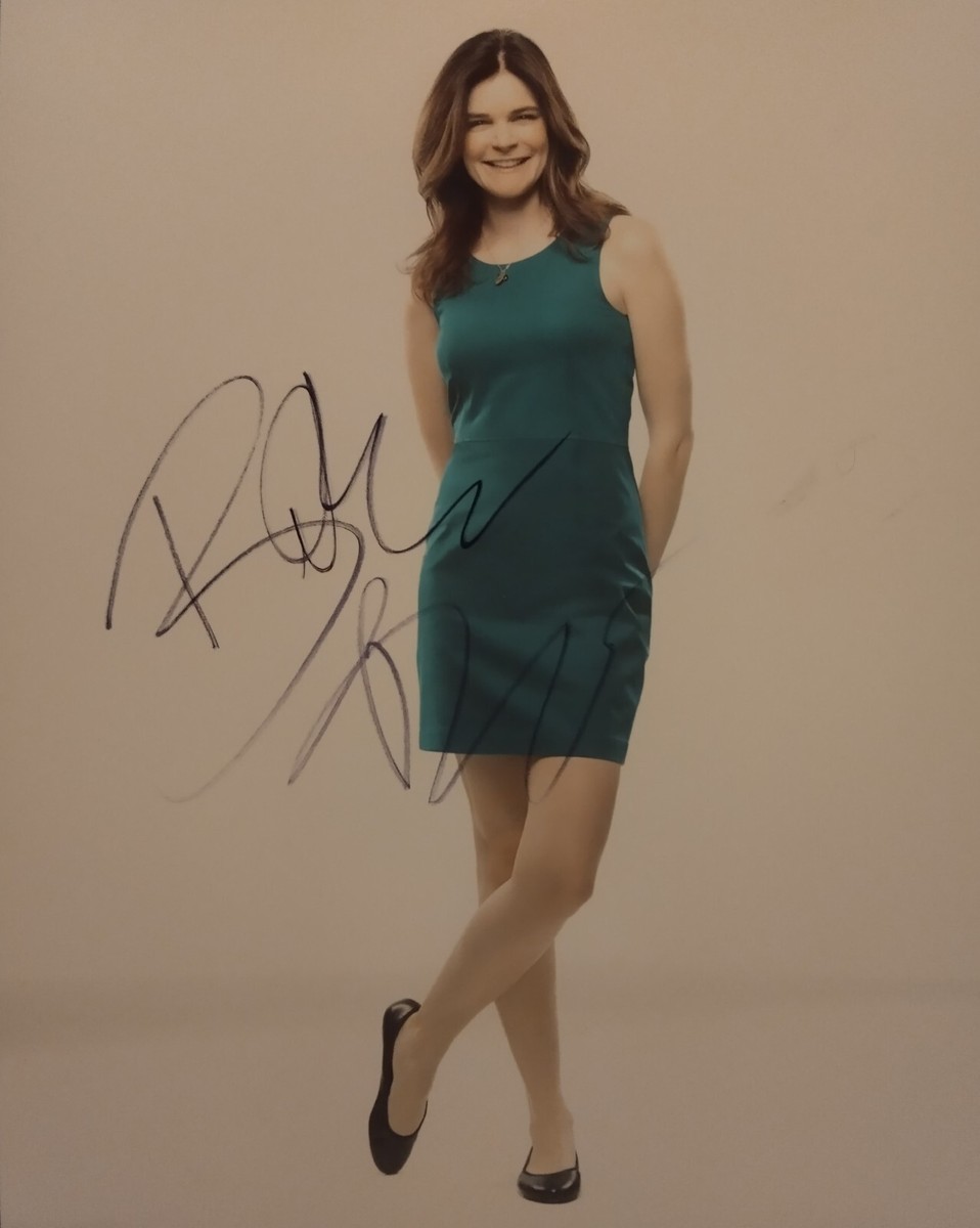 breaking bad woman in green dress betsy brandt - atf-oc-06.30.25