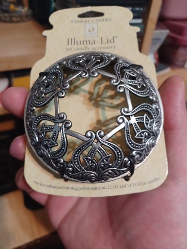 Yankee Candle Jar Candle Illuma-lid Silver Scroll NEW RETIRED  - Picture 2 of 5