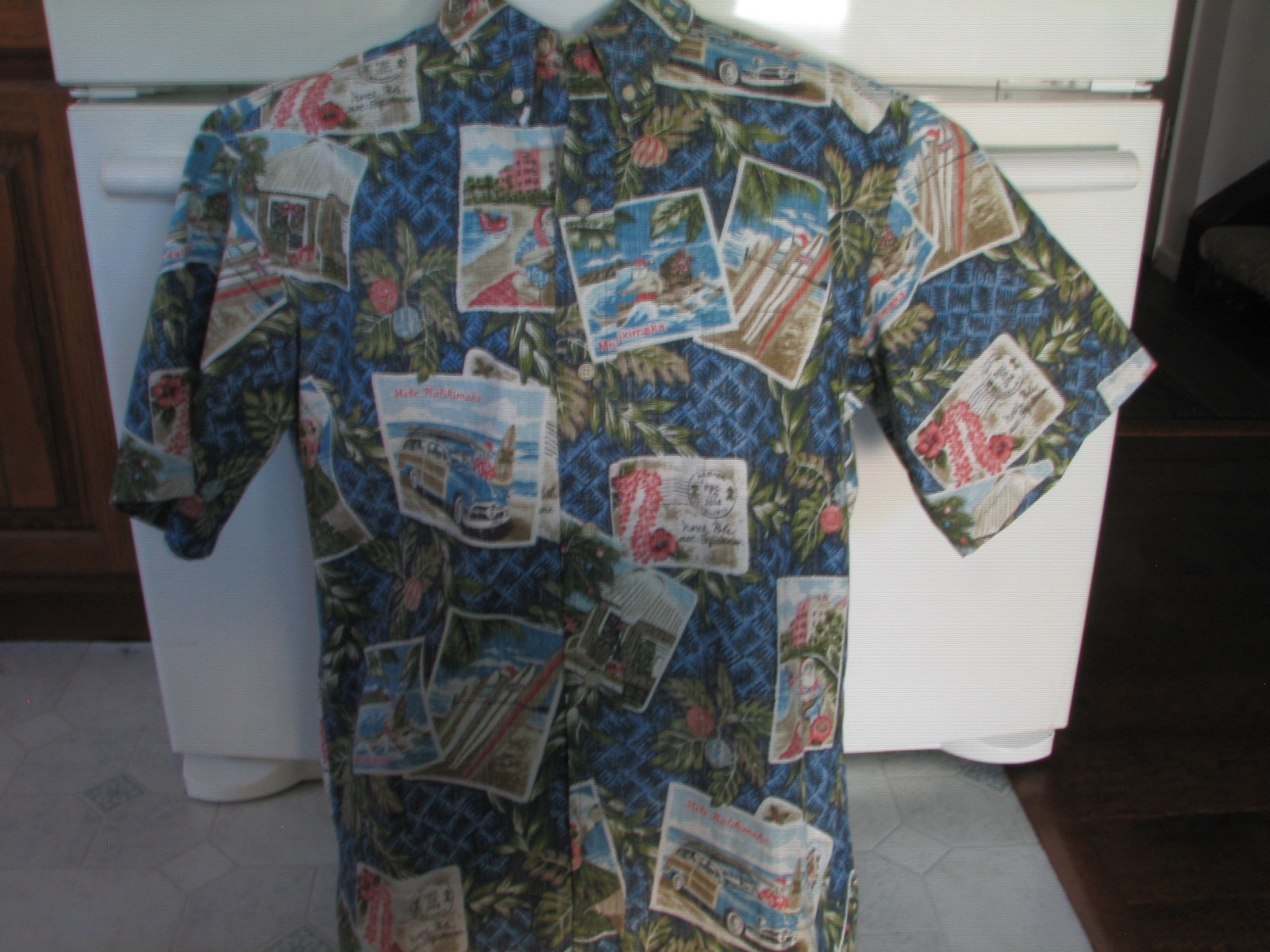 Reyn spooner christmas store shirts 2018