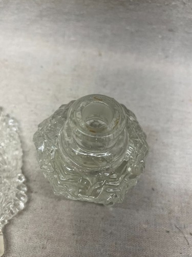 Vintage Cut Crystal Glass Vanity Perfume Scent Bottle - Picture 6 of 7