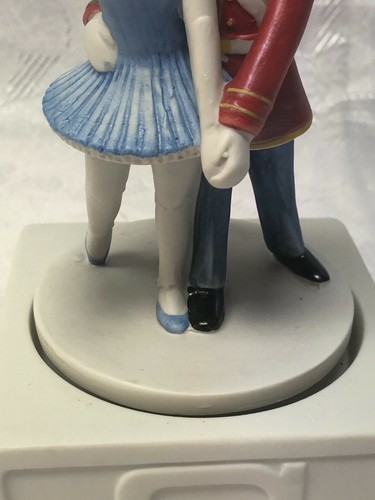 Tanzender Nussknacker & Clara musikalische Drehfigur Japan - Bild 7 von 10