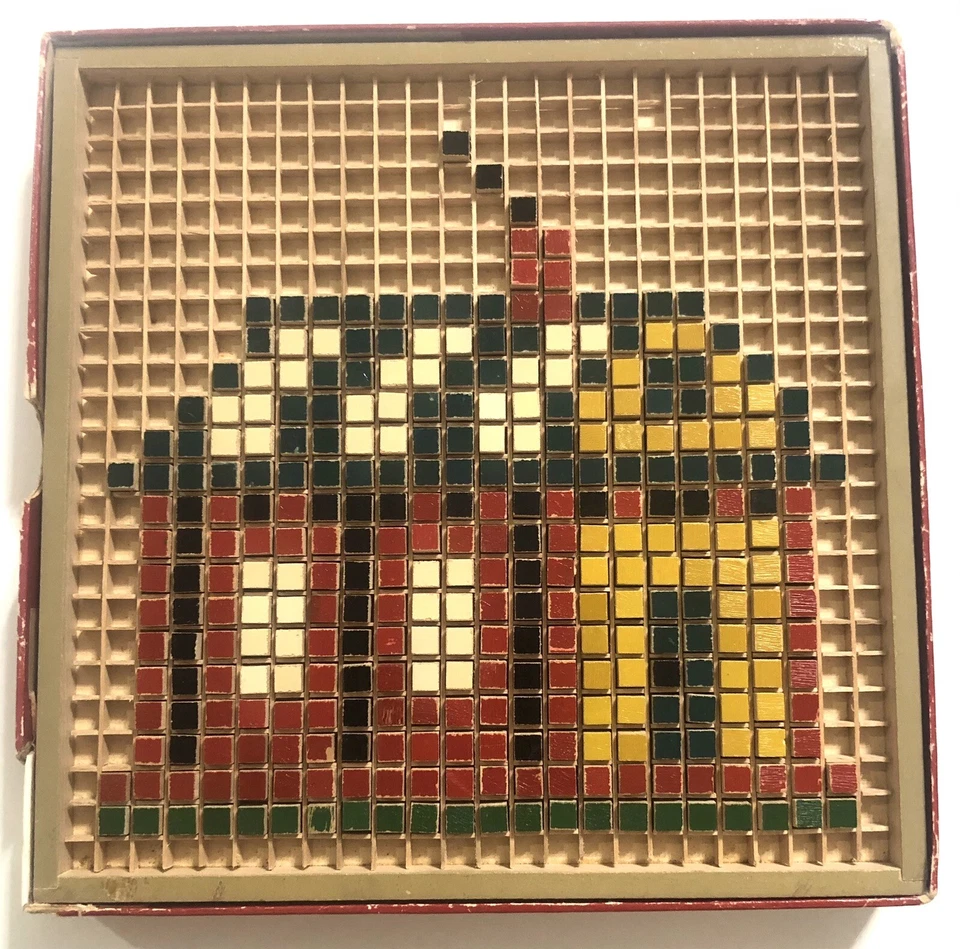 Antiguo juego de mesa de azulejos de mosaico Sam Gabriel & Sons bloque de madera juguete de Alemania Foto 2 de 4