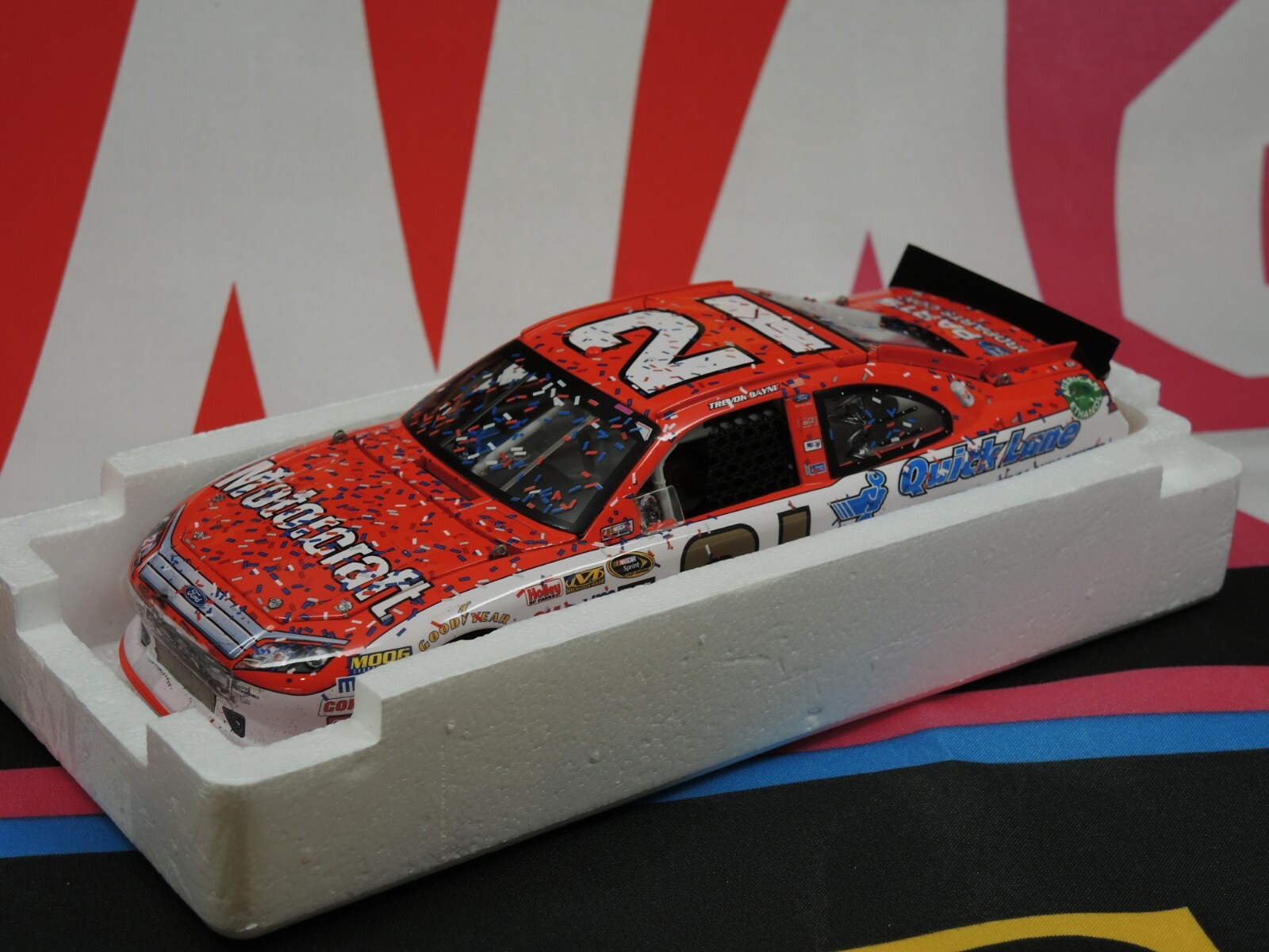 Trevor Bayne 21 Motorcraft Daytona 500 Win 2011 Fusion 1 24 Elite Trevor Bayne 21 Motorcraft Daytona 500 Win 2011 Fusion 1 24 Elite