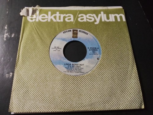 Linda Ronstadt - It's So Easy UNPLAYED Original 45RPM Asylum E-45438 Record 1977