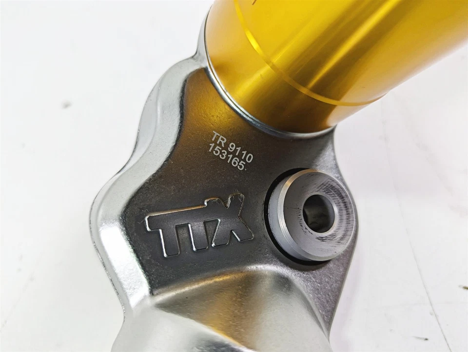 Amortiguador trasero Triumph Speed Triple RS 1050 2019 Ohlins TTX T2050357 TR9110 Foto 4 de 4