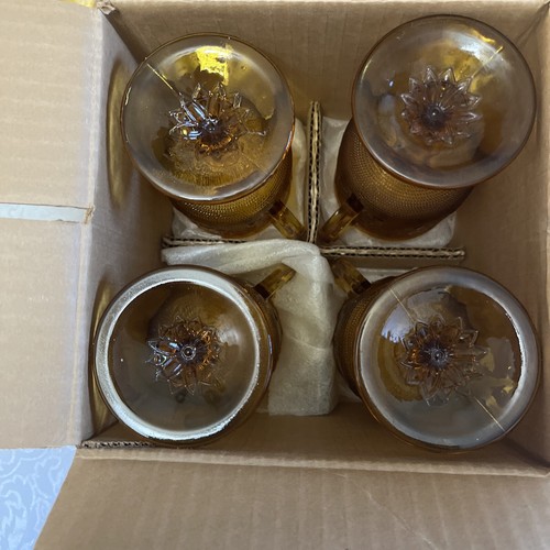 Vintage Tiara Set of 4 Handled Footed Cups Mugs Sandwich Amber Glass Mint - Picture 7 of 13