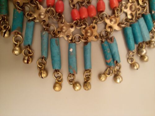 Art Deco Egyptian Revival Gilded Brass Turquoise & Coral Necklace & Bracelet Set - Bild 5 von 14