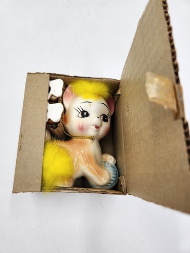 Vintage Anthropomorphic Ceramic Chained Cat Kittens w/Yellow Fur Figurine Japan - Picture 11 of 15