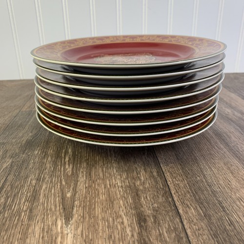 Lot of 8 Raymond Waites ANCIENT KINGDOM 8" Salad / Lunch Plates Red Gold Crest - Picture 7 of 7