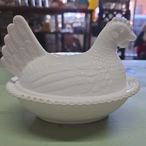 Vintage Indiana White Milk Glass Hen on Nest Covered Bowl
