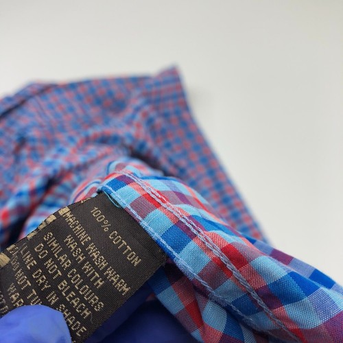 Camisa informal a cuadros de algodón manga larga con botones pequeños calce deportivo Rodd & Gunn COMO NUEVA - Imagen 8 de 8