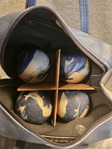 Juego de 4 bolas de boliche vintage con candelabro con estuche remolino azul y blanco - Imagen 15 de 15
