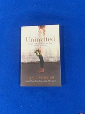 Uninvited : Living Loved When You Feel Less Than, Left Out, and Lonely (PB, VG)