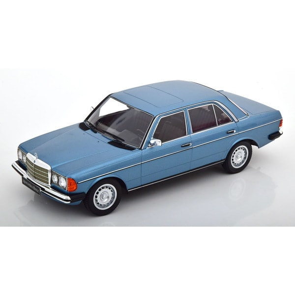 Kkdc180355 1/18 Mercedes 230E W123 1975 Light Blue Metallic Kkdc180355 1/18 Mercedes 230E W123 1975 Light Blue Metallic