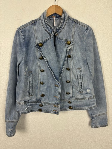 Free People Ferry Frayed Denim Jacket Womens Size Small Worn on TV Boho Military - Picture 11 of 21