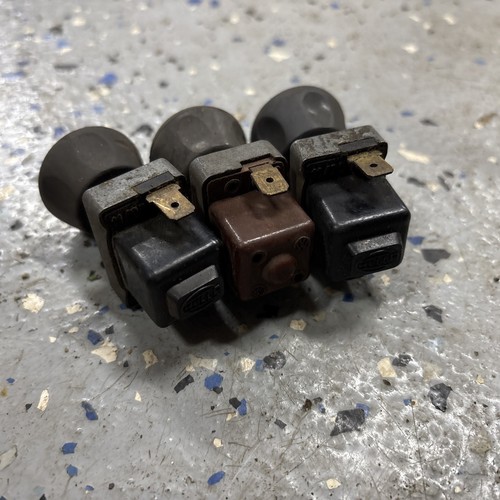 Genuine OEM VW Volkswagen Emergency 88 Hazard Flasher Switch 1966 Bug Bus Ghia - 第 2/6 張圖片