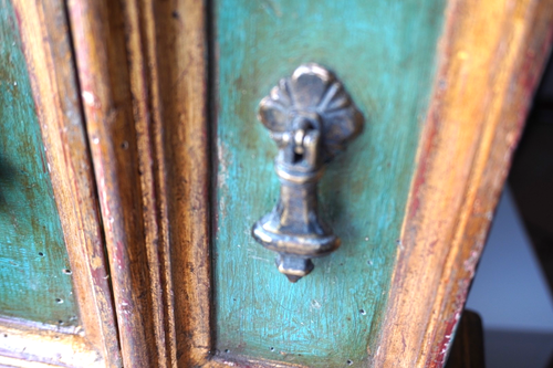 Antico trittico in legno altarino icona da viaggio Madonna e Santi altar XVIII° - Foto 17 di 17