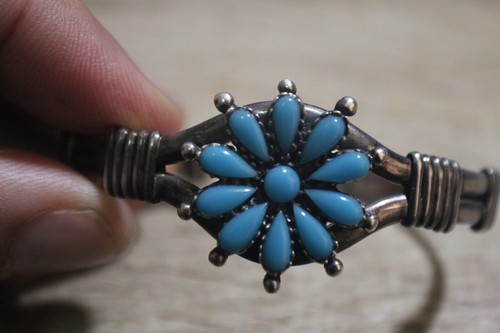 Exquisite GU Sterling and Blue Stones Cuff Bracelet - Picture 3 of 10