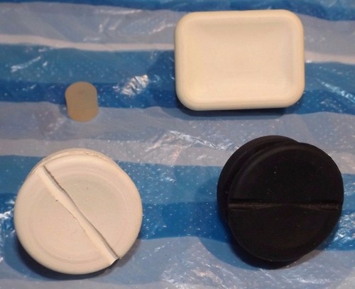 MAGIMIX RUBBER FOOT FEET 2100 3100 3200 4100 4200 5100 5200 LE DUO JUICER ETC - Picture 1 of 25