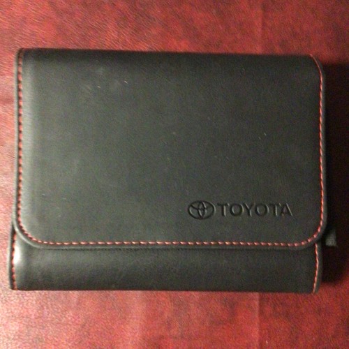 2022 TOYOTA CAMRY "HYBRID" COMPLETE OWNERS MANUAL REF NAV MAINT LABEL CASE ALL - Foto 9 di 9