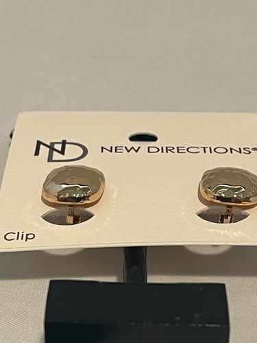 Gold Earrings Clip On Earrings from New Directions Hammered Gold New With Tags - Picture 6 of 6
