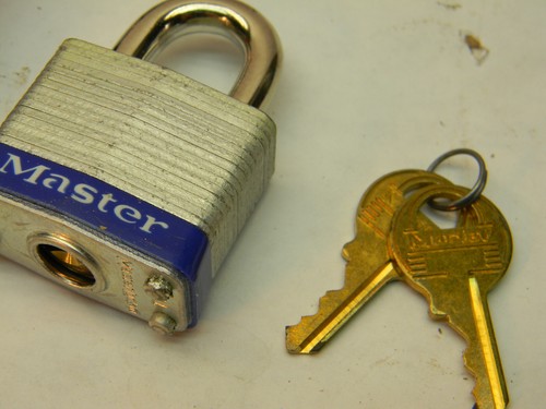 10 ct. Master Padlocks w/ keys; Commercial use; retains key - Picture 3 of 3