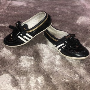 adidas sleek series black