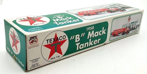 JMT Replicas 41cm Long Truck TEX001 - Texaco 1958 B Mack Tanker Truck - Picture 5 of 5