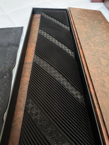 Stefano Ricci Krawatte mit Swarovski Kristallen mit passendem Einstecktuch UVP 1100 - Bild 3 von 11