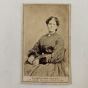 Antique-CDV-Photograph-Beautiful-Victorian-Woman-Plaid-Dress-CARROLLTON-OHIO
