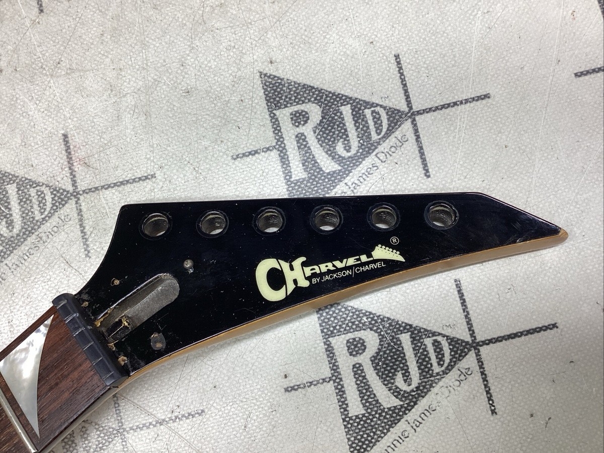Yahoo!オークション - CHARVEL BY JACKSON CST-050 楽器 エレキ