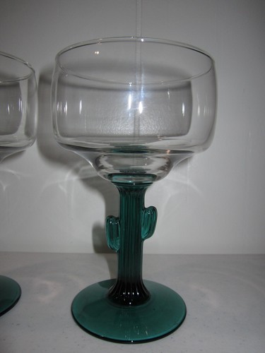 Margarita Glasses With Green Cactus Stem by Libbey - Set Of 2 Barware Party 6 In - Picture 3 of 8