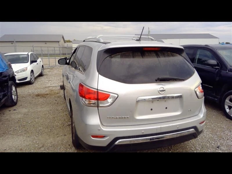 2013-2015 Nissan Pathfinder 4x2 FWD Rear Crossmember OEM Foto 4 de 4