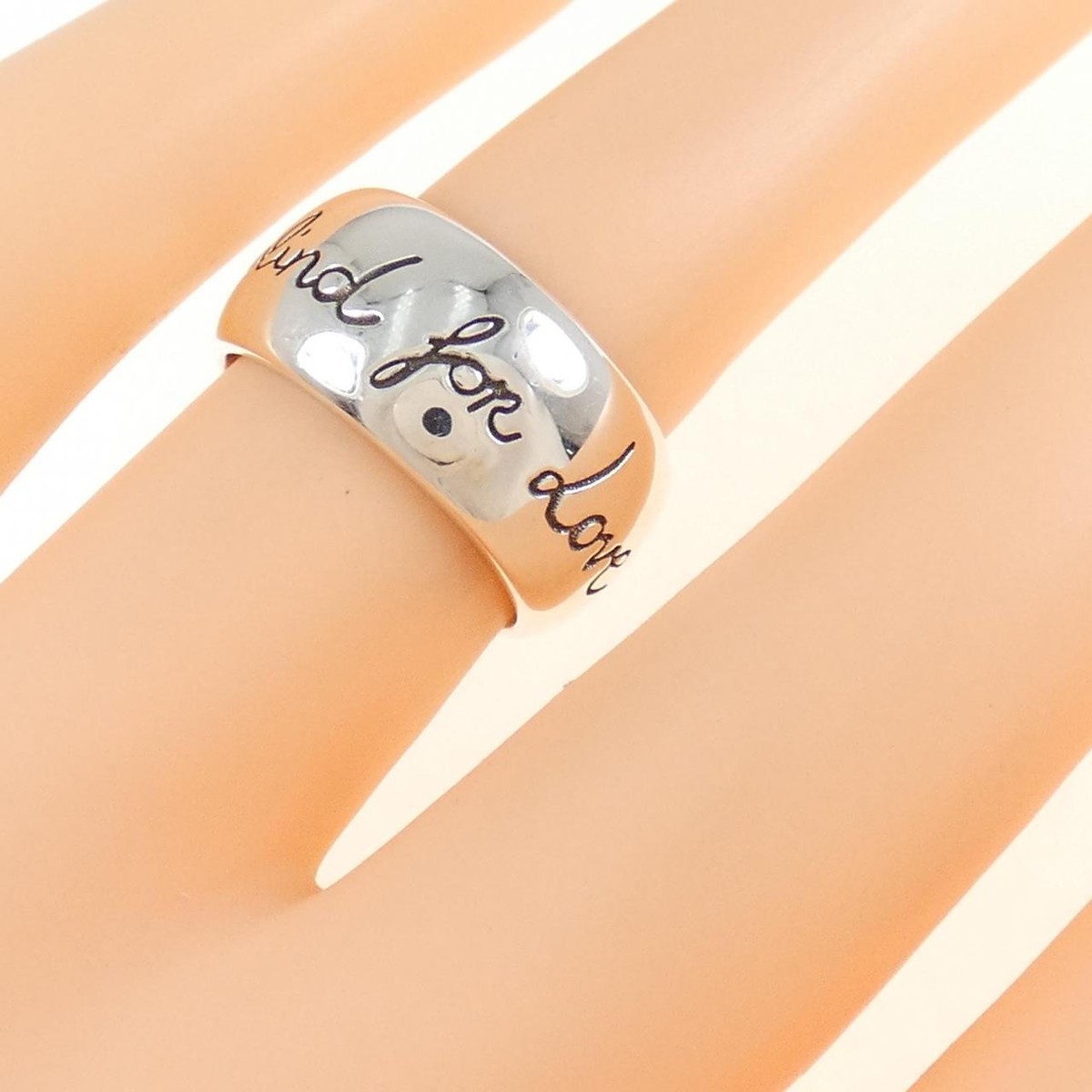 Authentic GUCCI BLIND FOR LOVE Ring #260-007-333-0776 | eBay