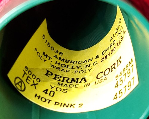 A&E Perma Core, Polyester Kernfaden - 40 Gewicht, 6000 Yards Hot Pink 2 - Bild 2 von 5